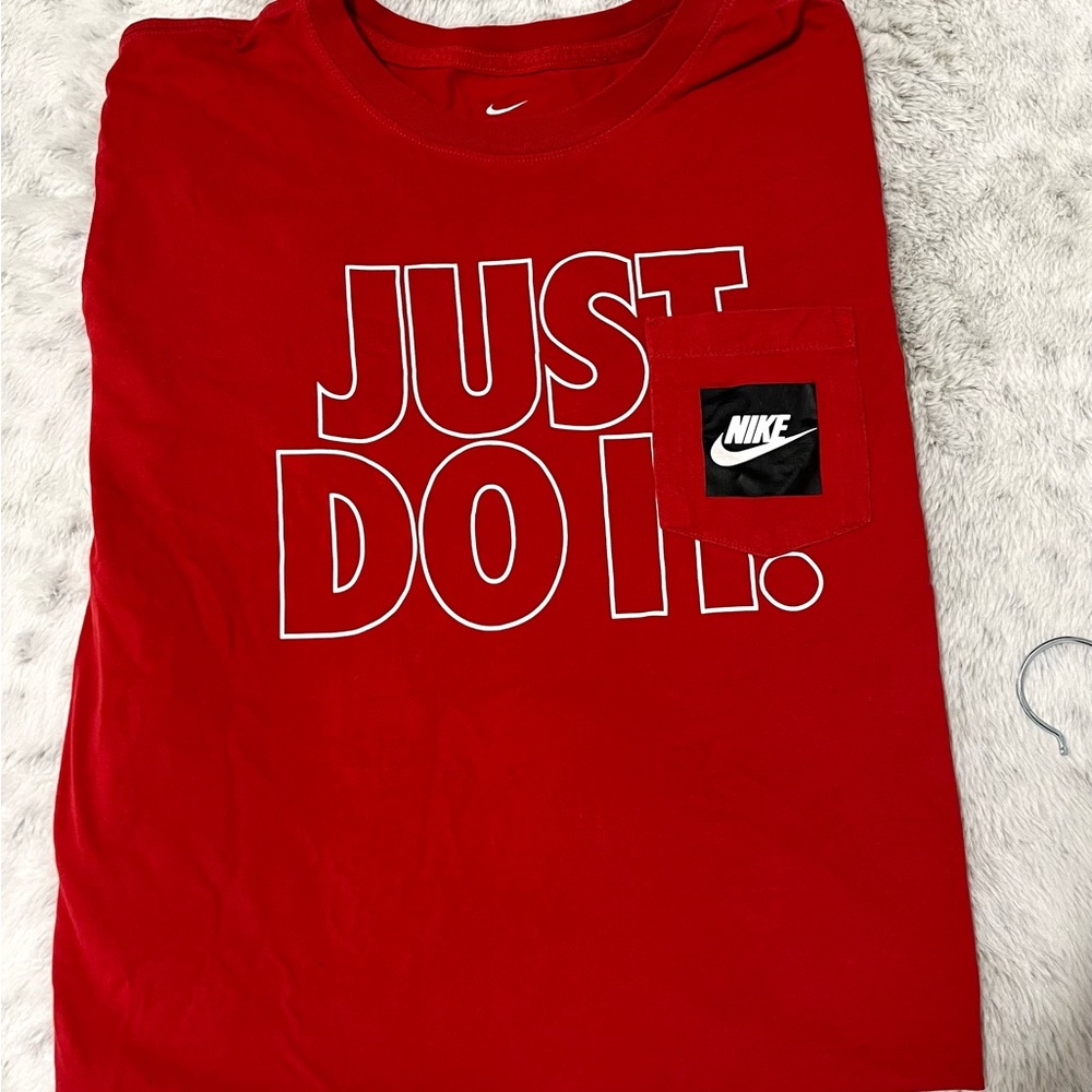 Men’s red XL T- shirt